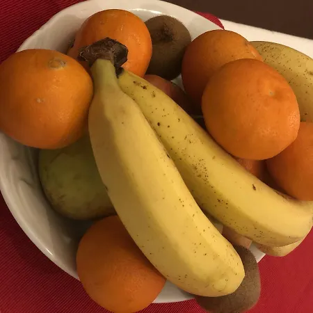 Akropolis, Eco Breakfasts From Farm 마리안스케 라즈네