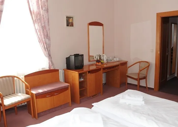 Akropolis, Eco Breakfasts From Farm Konukevi 3*