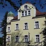 Akropolis, Eco Breakfasts From Farm Guest house Marianske Lazne